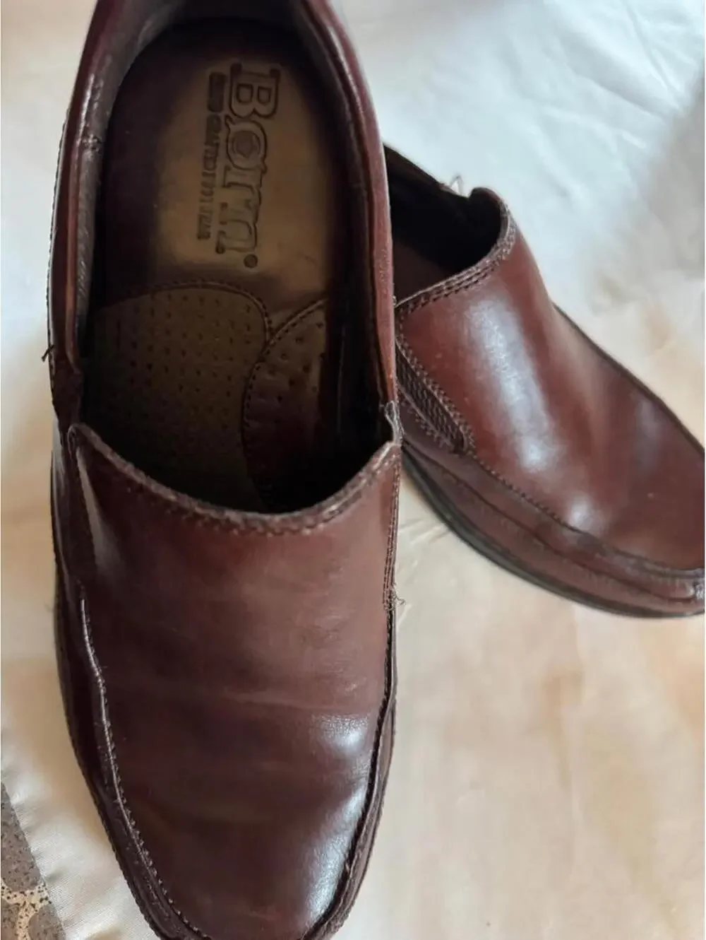 Born Brown Leather Loafers Men's Size 9W Slip-On Apron Toe Shoes